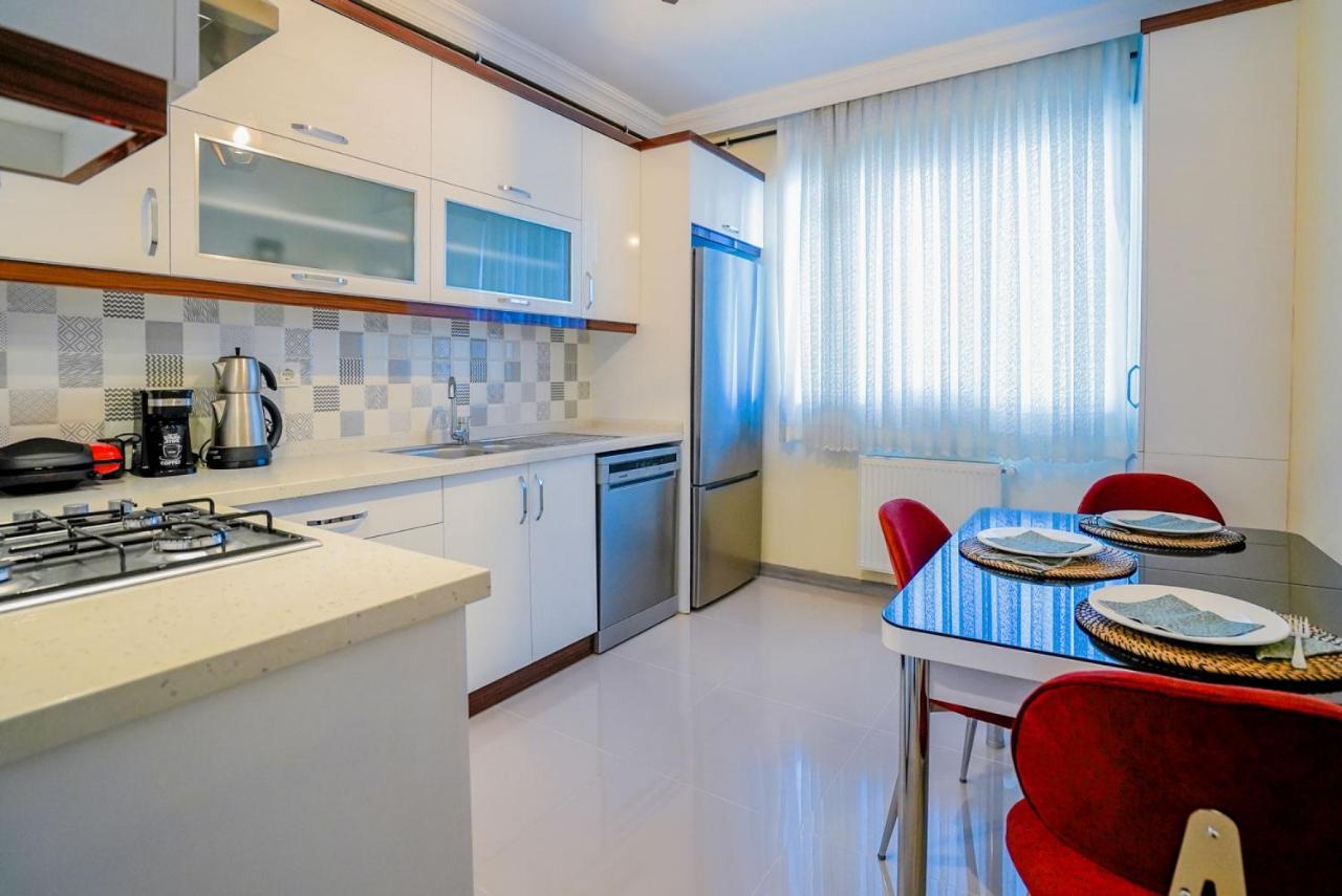 Central And Comfy Flat With Balcony In Muratpasa Antalya Zewnętrze zdjęcie